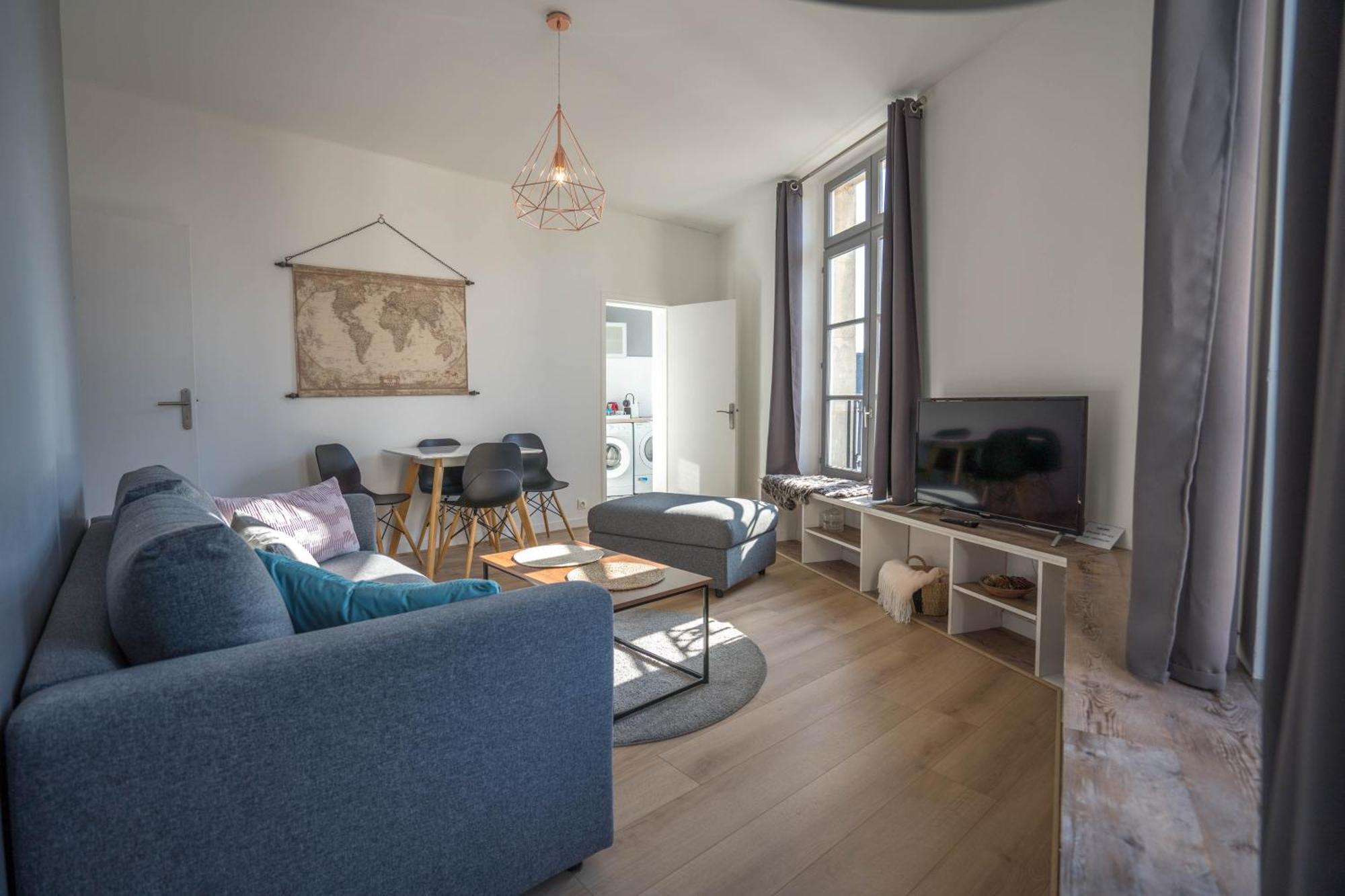 Apartment Charming Center Flat *